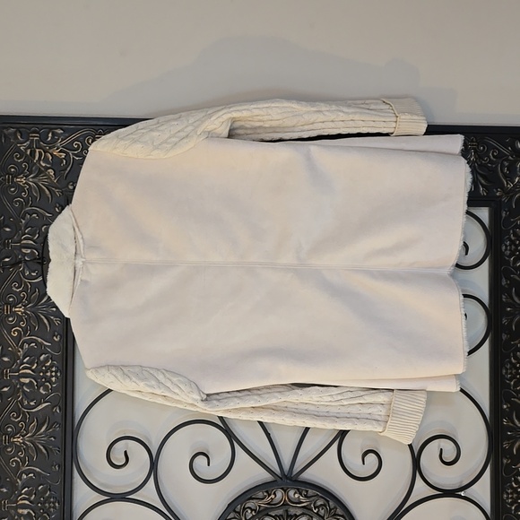 Gaby & Eden Women's Ivory Faux Fur Jacket cardigan Size Medium* - Picture 6 of 6